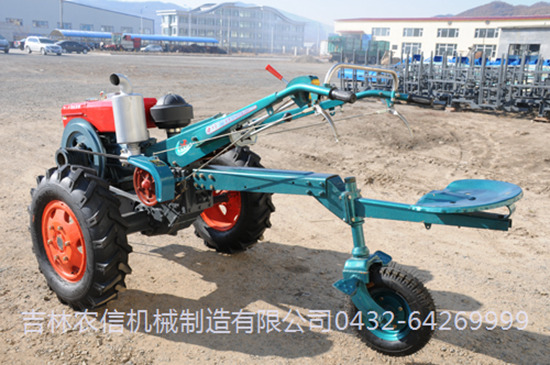 NX201型手扶拖拉(lā)機