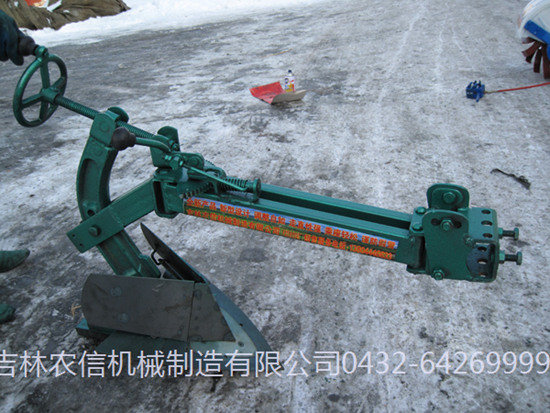 1LSW-135型水旱田(tián)兩用犁